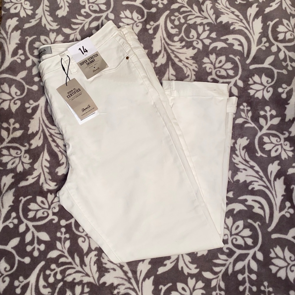 Denim Co. White Jeans